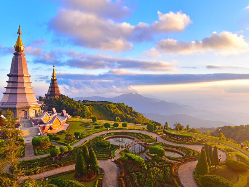 PHUKET & BANGKOK & PATTAYA EK 2025 (HKT-BKK)