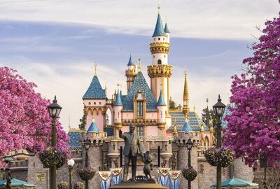 Görkemli Paris & Disneyland  3 Gece  - THY ile 14 Mart (Mart Sömestr Özel) AT123