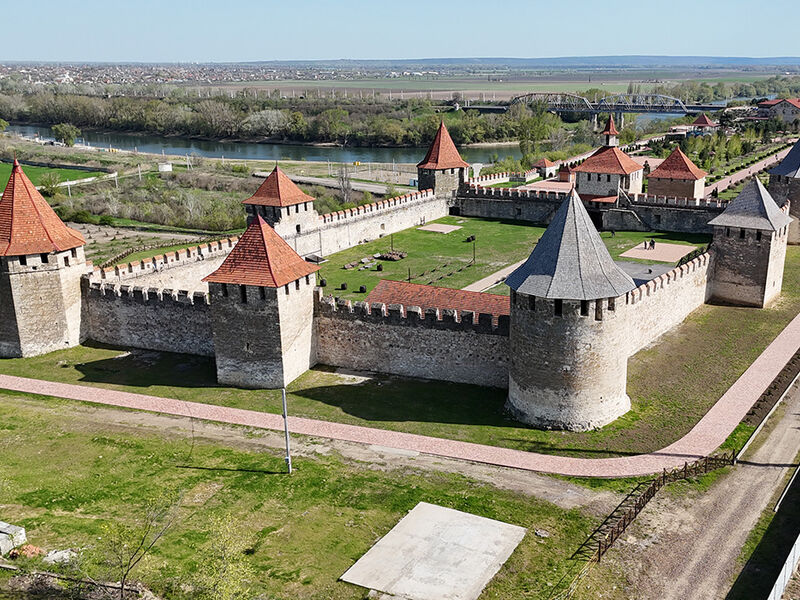 Saklı Ülkelerin İzinde Eşşiz Moldova  Turu Vizesiz Noel Pazarları