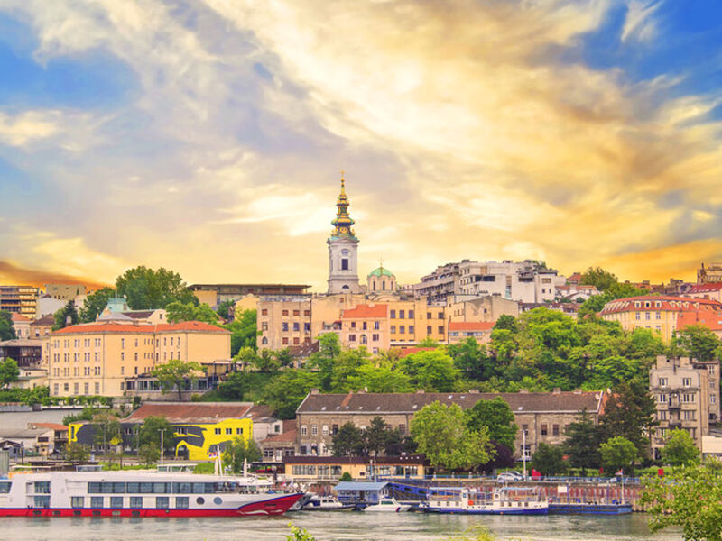 Vizesiz İzmir Hareketli Uçaklı Balkan Masalı Turu (Ekstra Turlar Dahil) 7 Gece BEG-BEG 5 Ülke