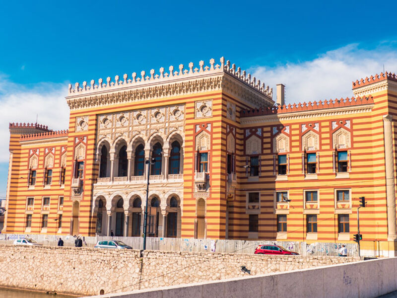 Vizesiz İzmir Hareketli Uçaklı Balkan Masalı Turu (Ekstra Turlar Dahil) 7 Gece BEG-BEG 5 Ülke