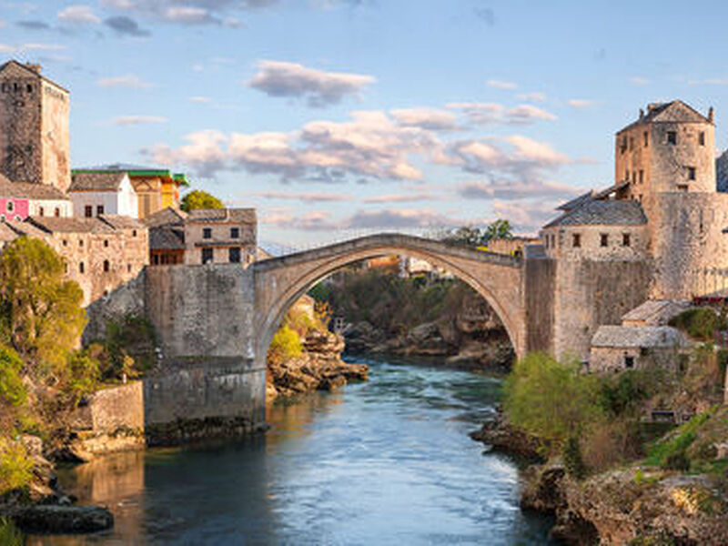 Otobüs İle Balkan Rüyası (6 Gece - Tüm Çevre Gezileri ve Ekstra Turlar Dahil) İzmir Hareketli