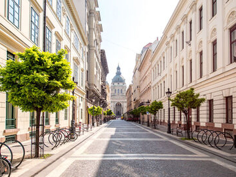 Otobüs İle Orta Avrupa Masalı (Tüm Çevre Gezileri ve Ekstra Turlar Dahil) İzmir Hareketli