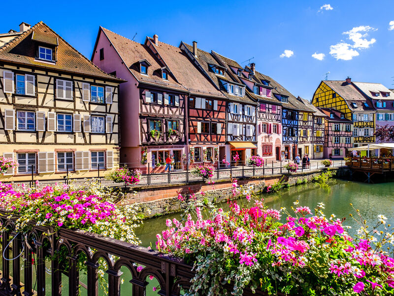 İzmir`den Direkt Hareket Görkemli Rüya Üçgeni Almanya - Fransa - İsviçre 3 Gece - SunExpress ile (2026 Yaz Dönemi) AT1290