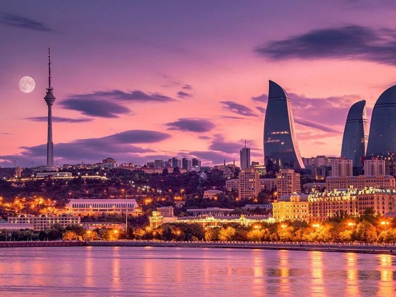 Görkemli Bakü Hazar`ın İncisi - Türk Hava Yolları ile 20 Mart (Ramazan Bayramı Özel) AT1304