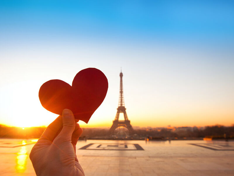 Paris & Disneyland Serüveni Turu Türk Hava Yolları ile 3 Gece (CDG-CDG)