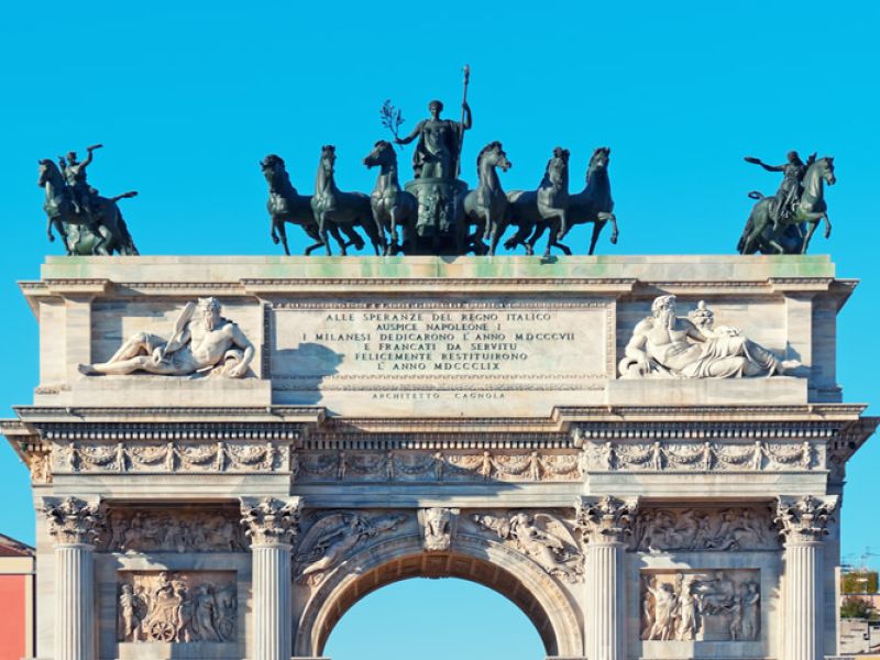 Comfort Alpler ve İtalya İsviçre Fransa Turu Pegasus Hava Yolları ile 7 Gece Ekstra Turlar Dahil  BGY-BGY 2026