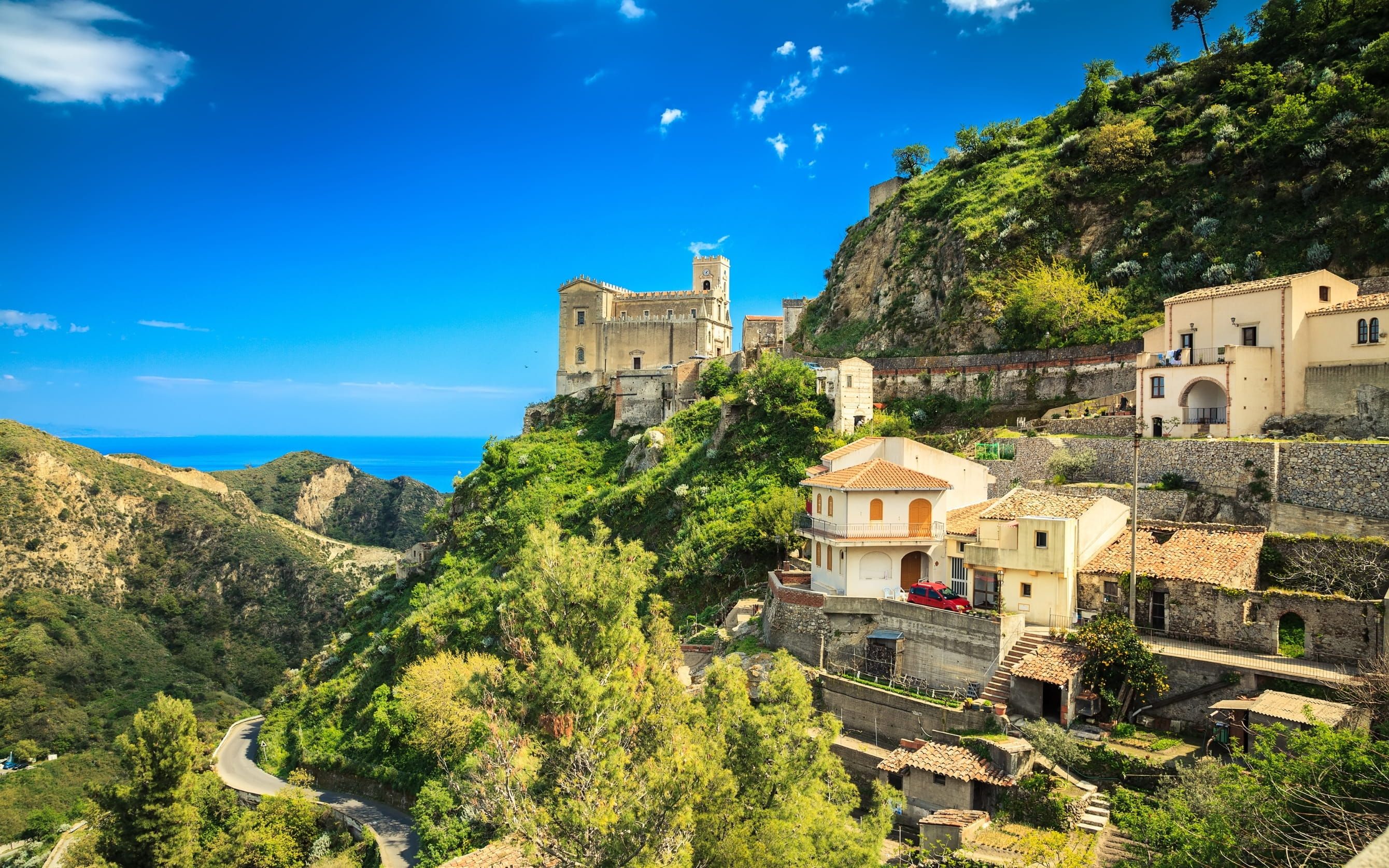 Amalfi 'den Sicilya 'ya Güney İtalya Masalı 2027 Dönemi
