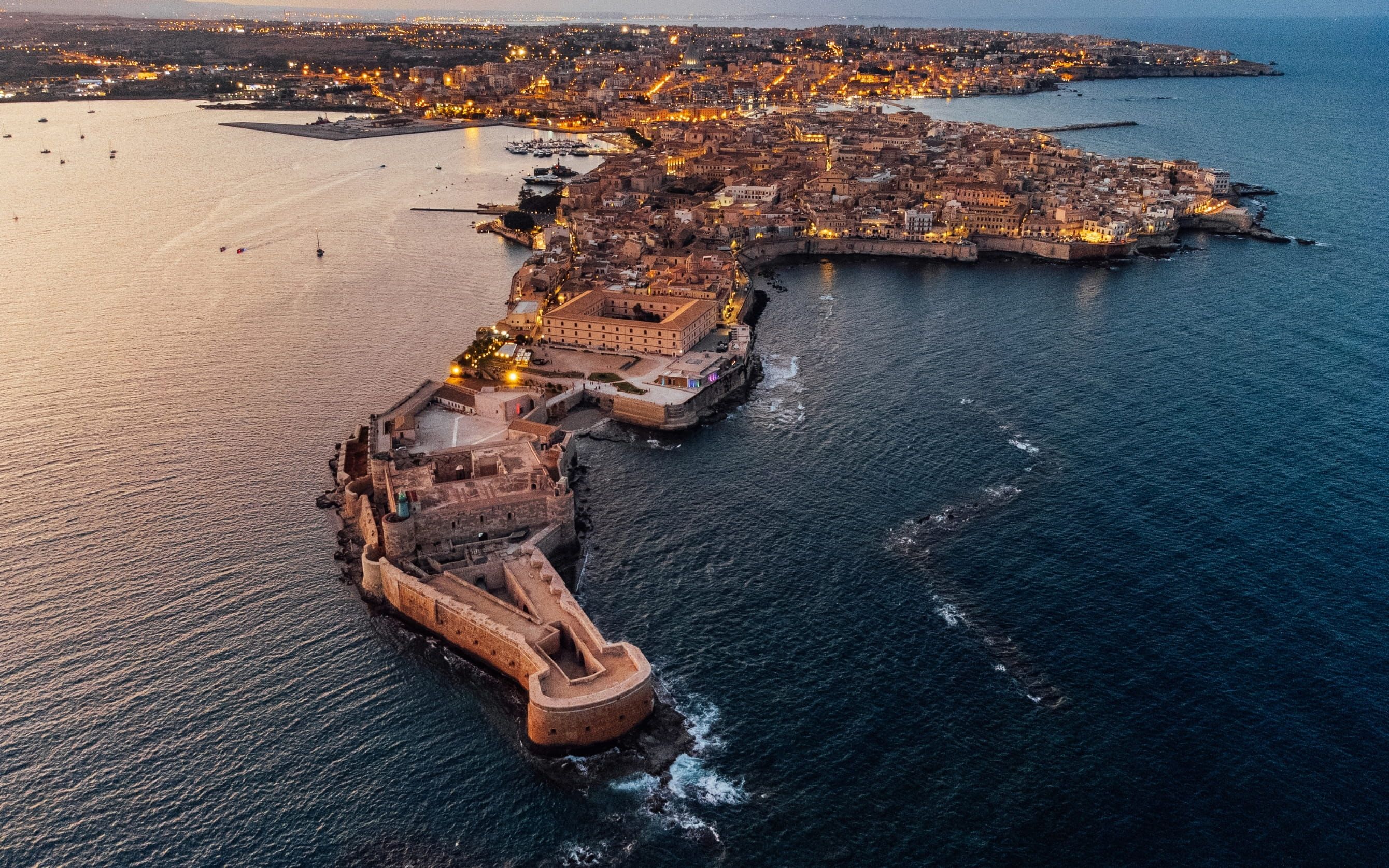 Amalfi 'den Sicilya 'ya Güney İtalya Masalı 2027 Dönemi