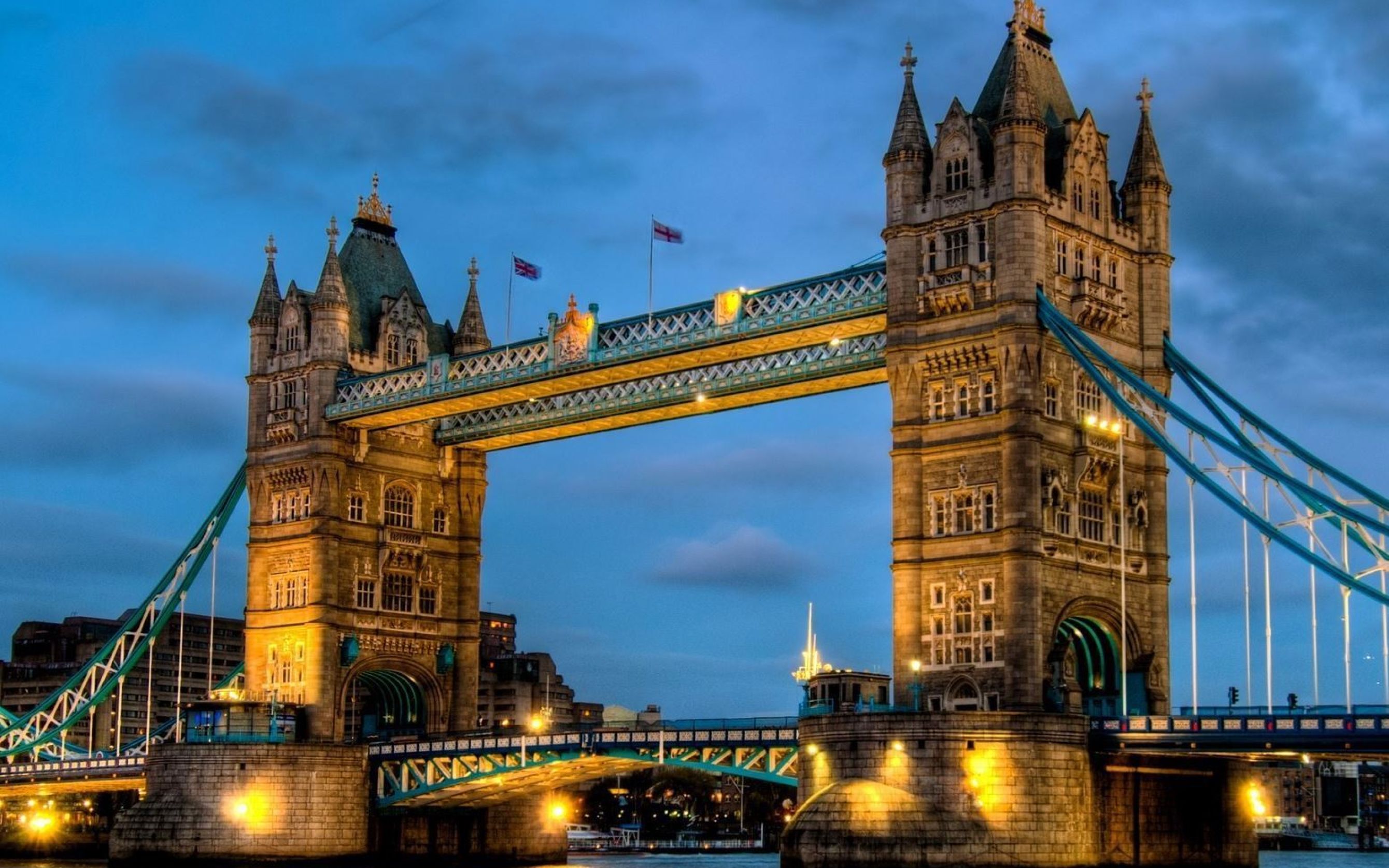 Görkemli Başkentler Amsterdam & Paris & Londra 7 Gece - Thy ile 17 Nisan (AMS-LGW)