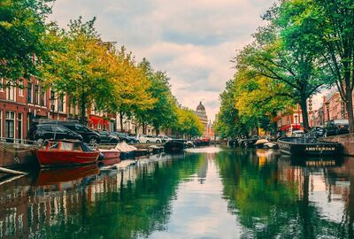 BENELUX & PARIS PC (CRL-CRL) 2025