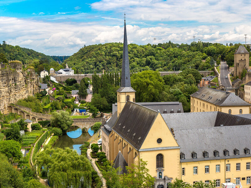 Confort Benelüx - Paris - Alsace Turu Pegasus Hava Yolları ile 6 Gece Ekstra Turlar Dahil AMS-BSL